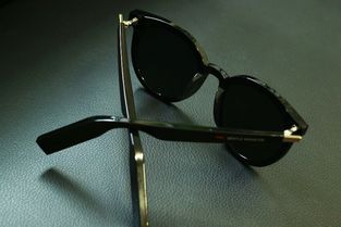 華為首款智能眼鏡Eyewear體驗(yàn) 科技與時(shí)尚碰撞，究竟擦出了怎樣的火花？